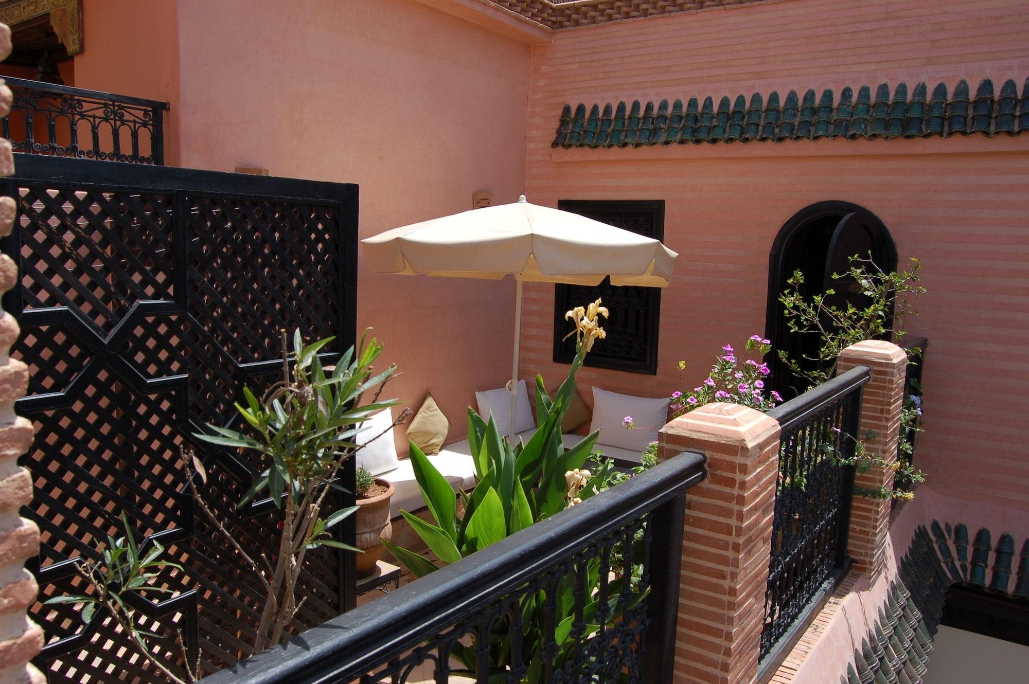 Riad Les Trois Palmiers El Bacha 4*