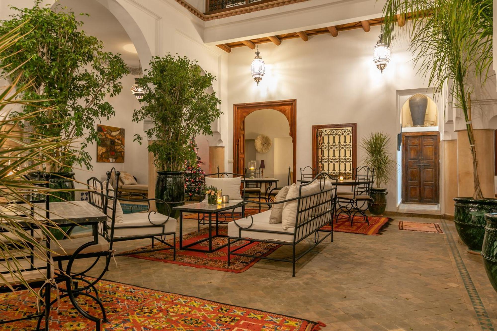 Les Trois Palmiers El Bacha Riad 4*